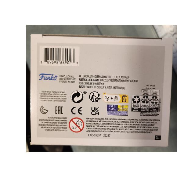 Funko Star Wars Yoda Snowman Pop! Vinyl Figure Limited Edition Exclusive - Picture 5 of 6